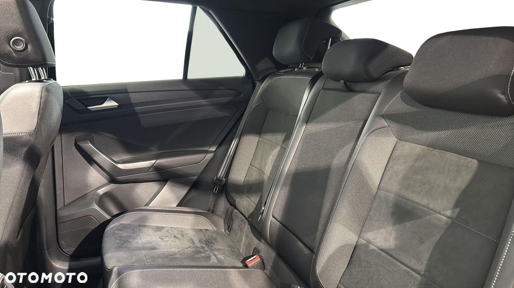 Volkswagen T-Roc 1.5 TSI R-Line DSG - 17