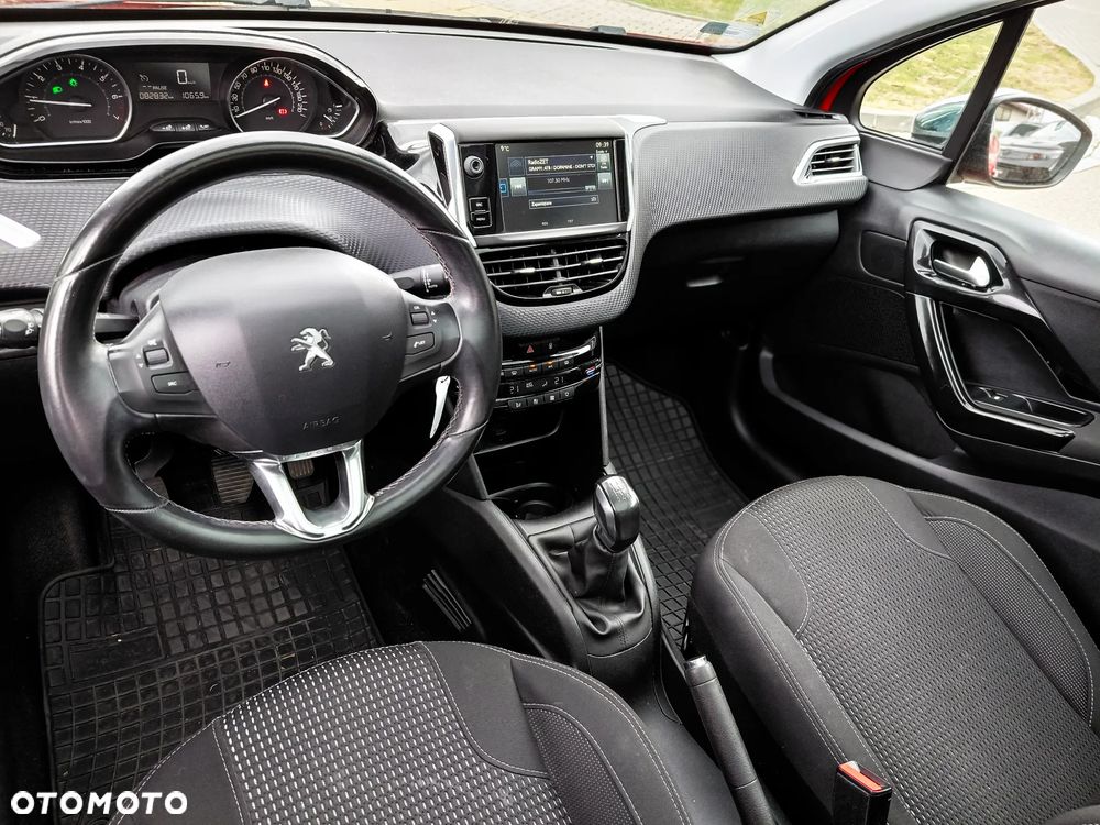 Peugeot 208 1.2 PureTech Allure S&S - 16