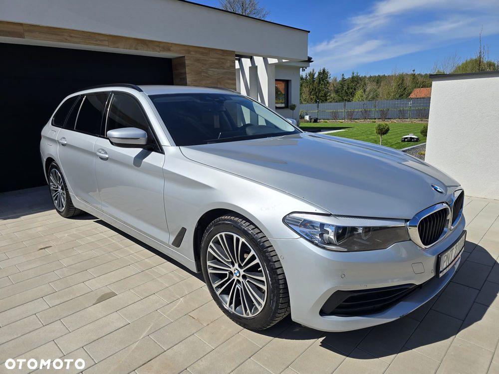 BMW Seria 5 520d Sport Line sport - 17