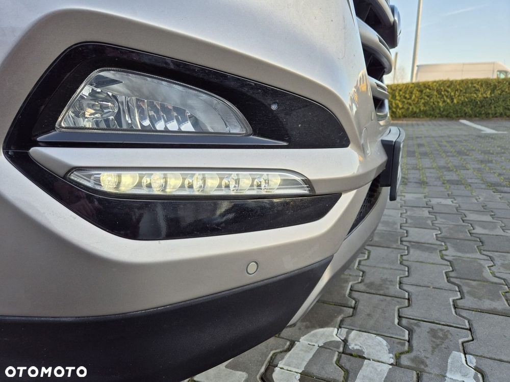 Hyundai Tucson 2.0 CRDI BlueDrive Style 2WD - 30
