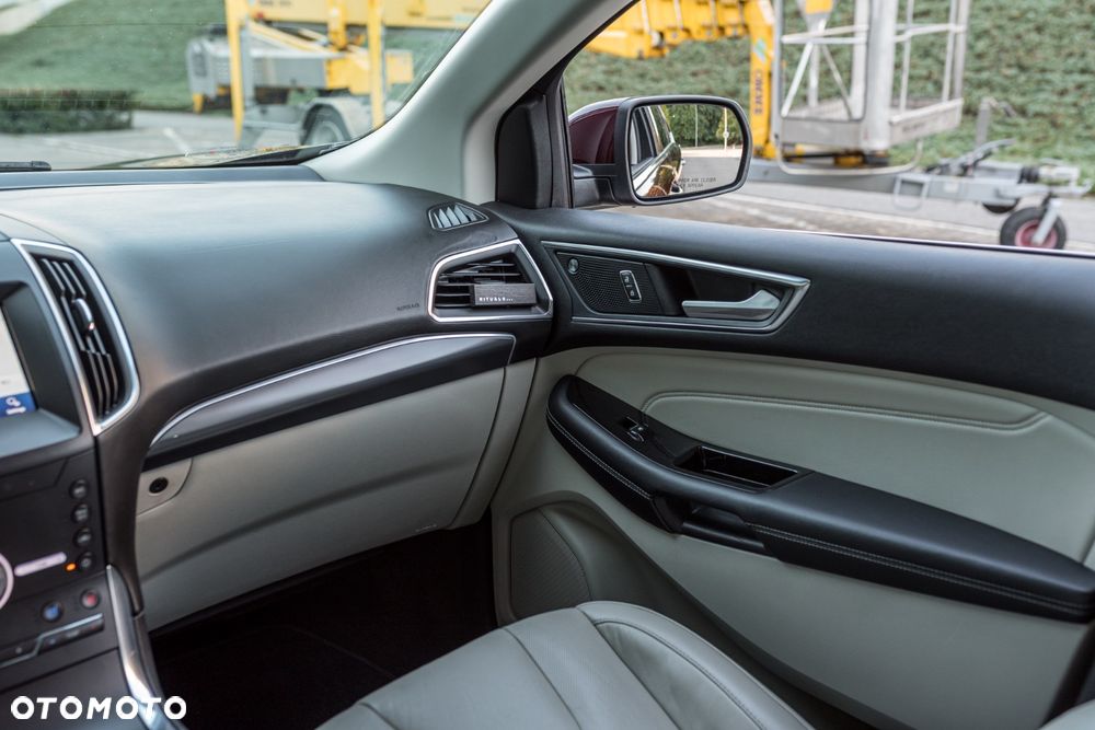 Ford Edge 2.0 EcoBlue Bi-Turbo 4x4 Titanium - 19