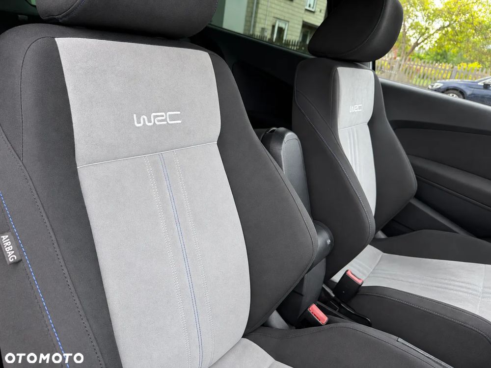 Volkswagen Polo - 11
