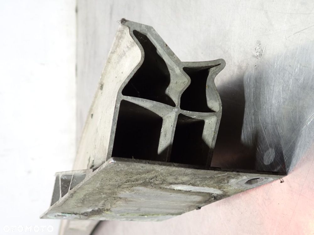 BELKA POD ZDERZAK TYLNY AUDI A3 8P - 10