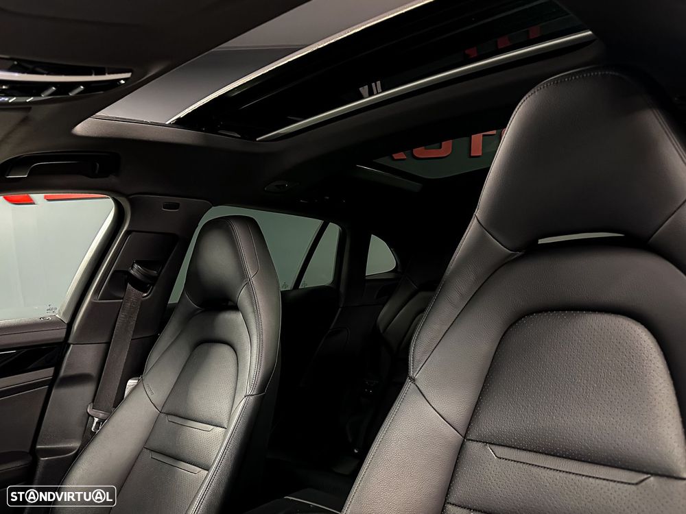 Porsche Panamera Sport Turismo - 4