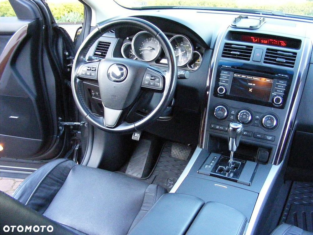 Mazda CX-9 3.7 V6 - 23