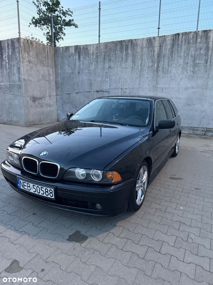 BMW Seria 5 - 38
