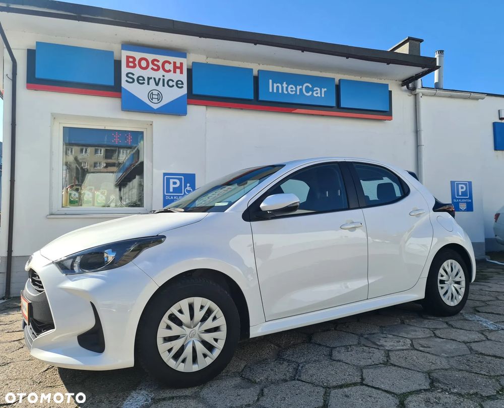Toyota Yaris Hybrid 1.5 VVT-i - 9