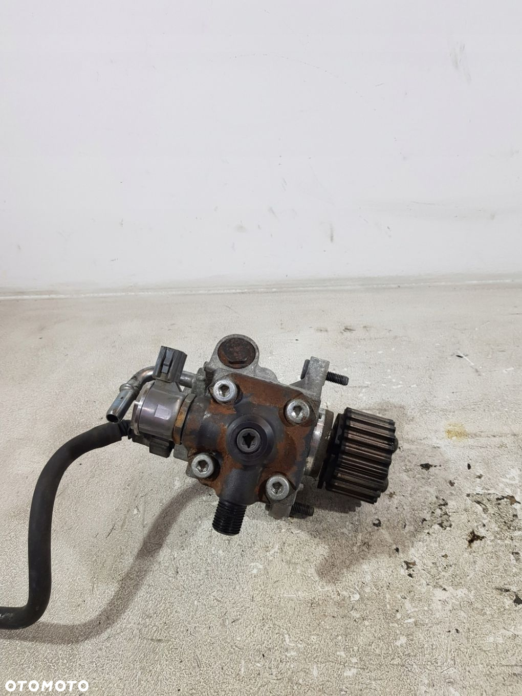 POMPA WTRYSKOWA 31405129 VOLVO S60 V60 S80 2.0D D4204T5 - 4