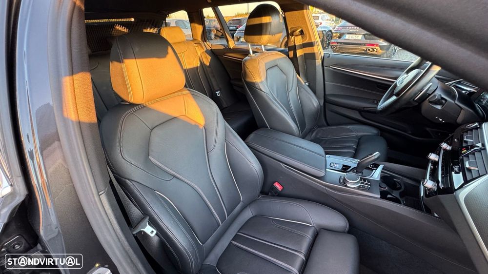 BMW 530 e Pack Desportivo M - 7