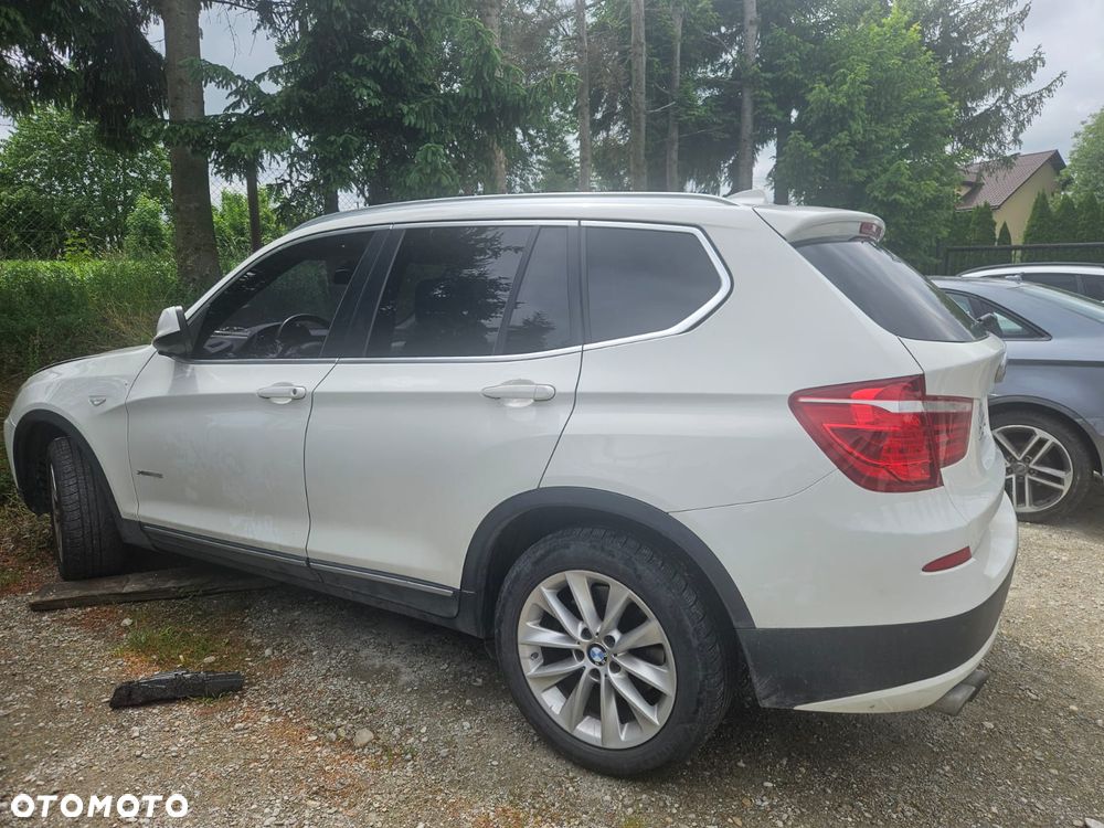 BMW X3 xDrive28i xLine - 6