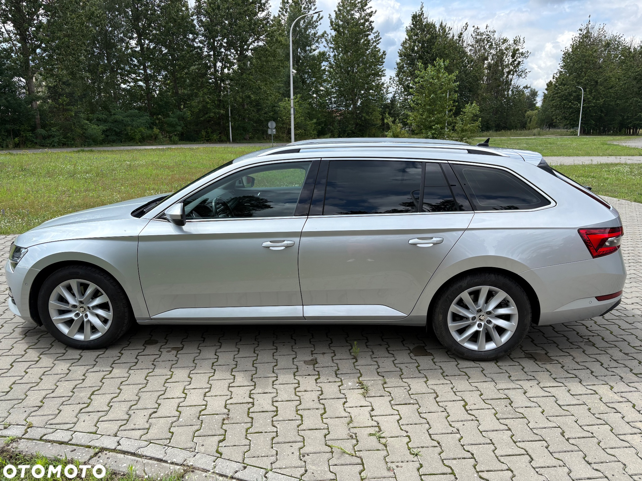 Skoda Superb 2.0 TDI DSG Style - 8