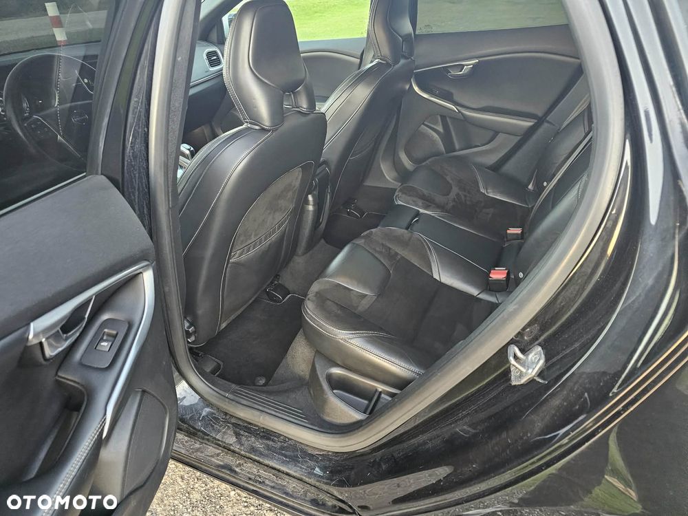Volvo V40 - 14