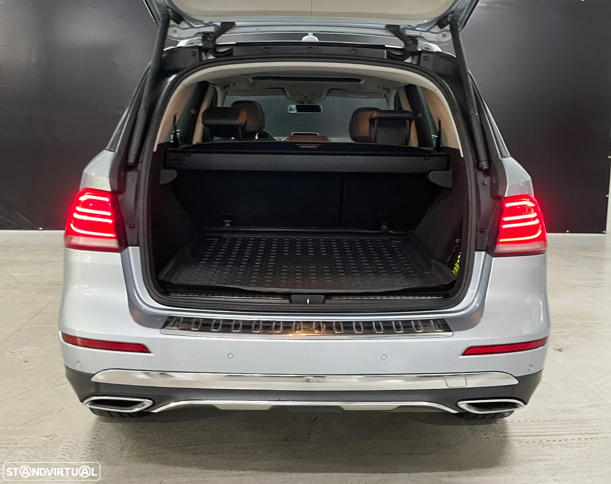Mercedes-Benz GLE 350 d 4-Matic - 29