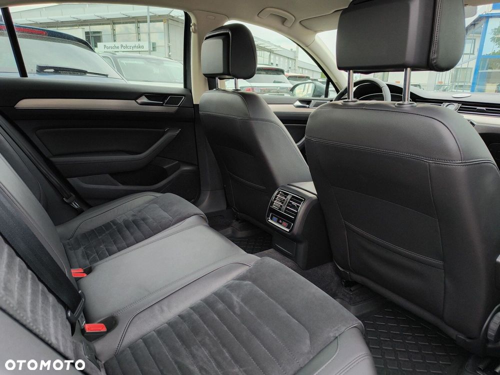 Volkswagen Passat 2.0 TDI BMT Highline DSG - 24