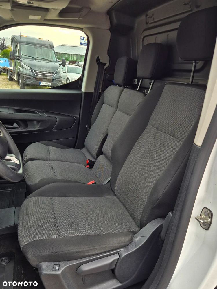 Toyota Proace City }{ Automat }{ 130KM }{ FV VAT }{ 2x drzwi przesuwne }{ Webasto } - 12
