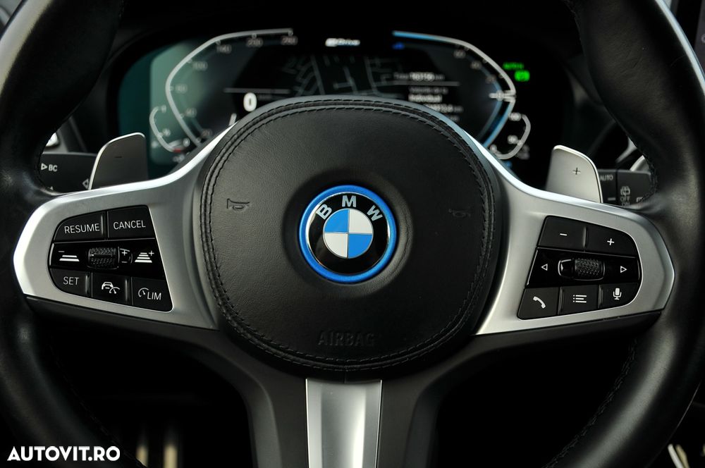 BMW X3 30e xDrive AT PHEV - 11