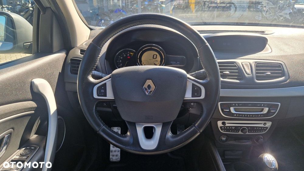 Renault Fluence 2.0 16V Sport Way - 19