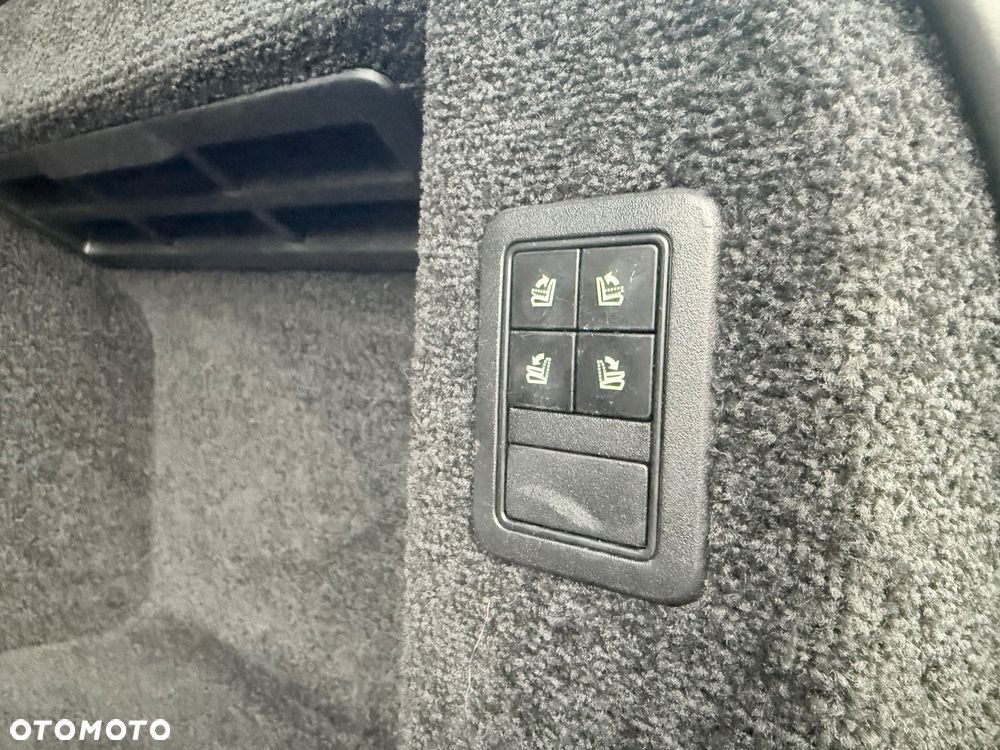 Land Rover Range Rover 4.4SD V8 LWB Vogue - 27