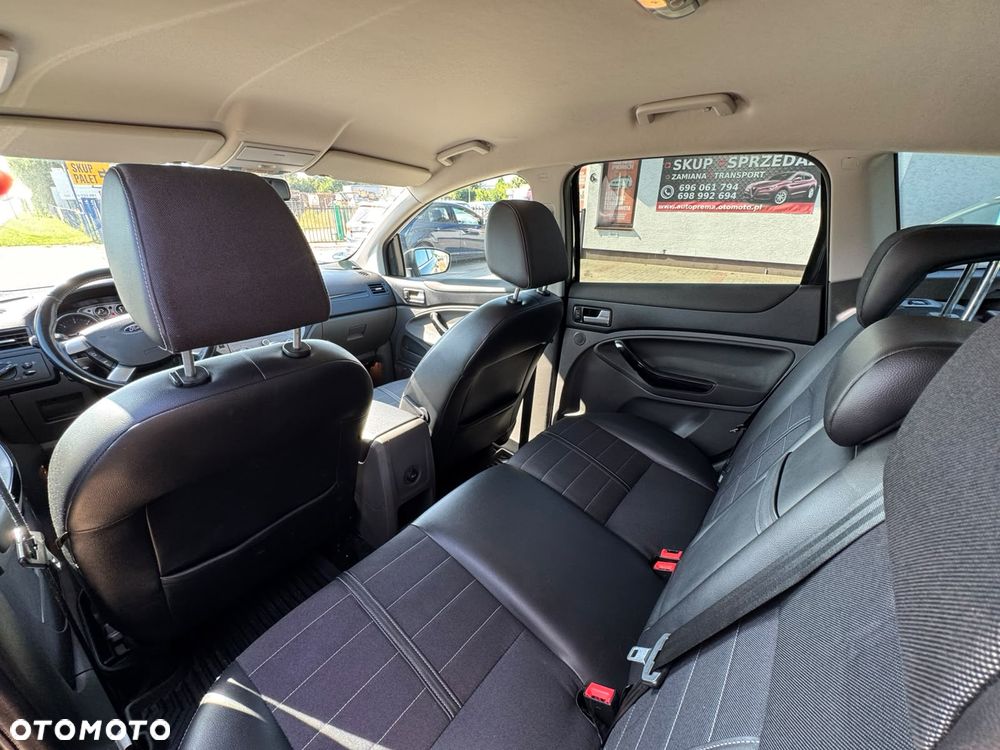 Ford Kuga 2.0 TDCi 4WD Titanium - 22
