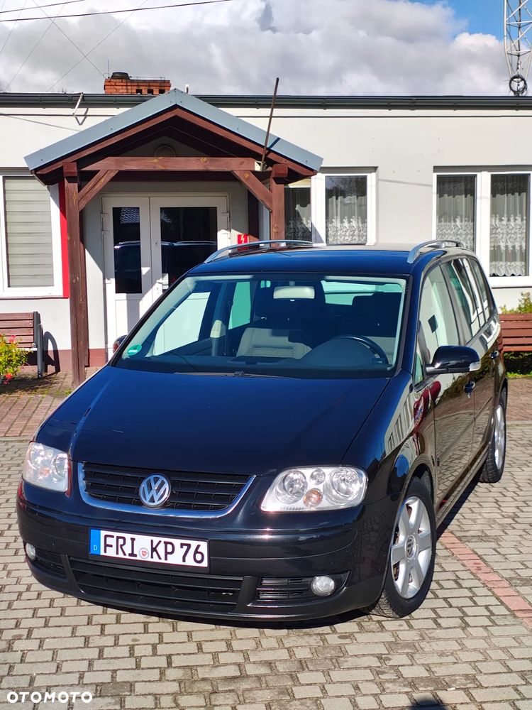 Volkswagen Touran 2.0 TDI Highline - 15