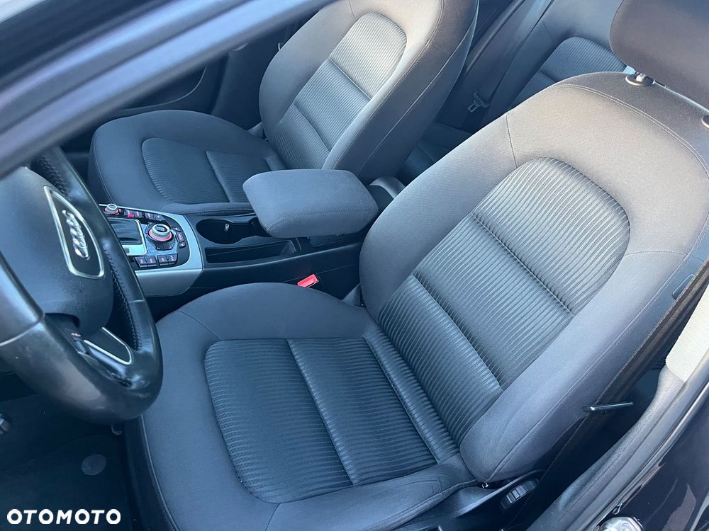 Audi A4 Avant 2.0 TDI DPF clean diesel multitronic Ambiente - 24
