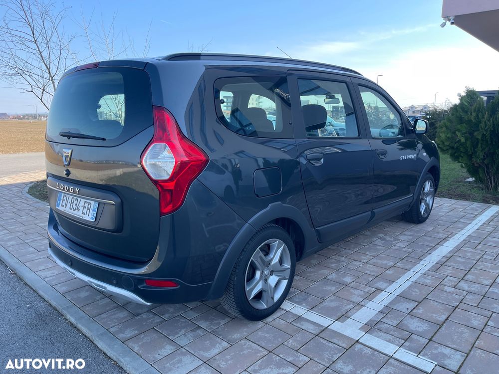 Dacia Lodgy 1.2 TCe 115 CP Stepway - 23