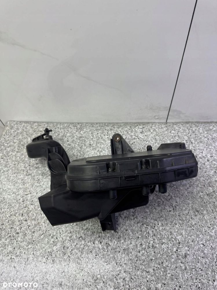 obudowa komputera volvo v40 ii 2012-2018r 31338662 - 10