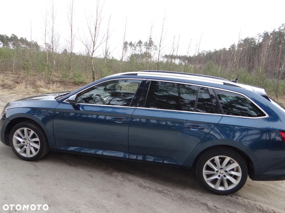Skoda Superb 2.0 TDI Style DSG - 8