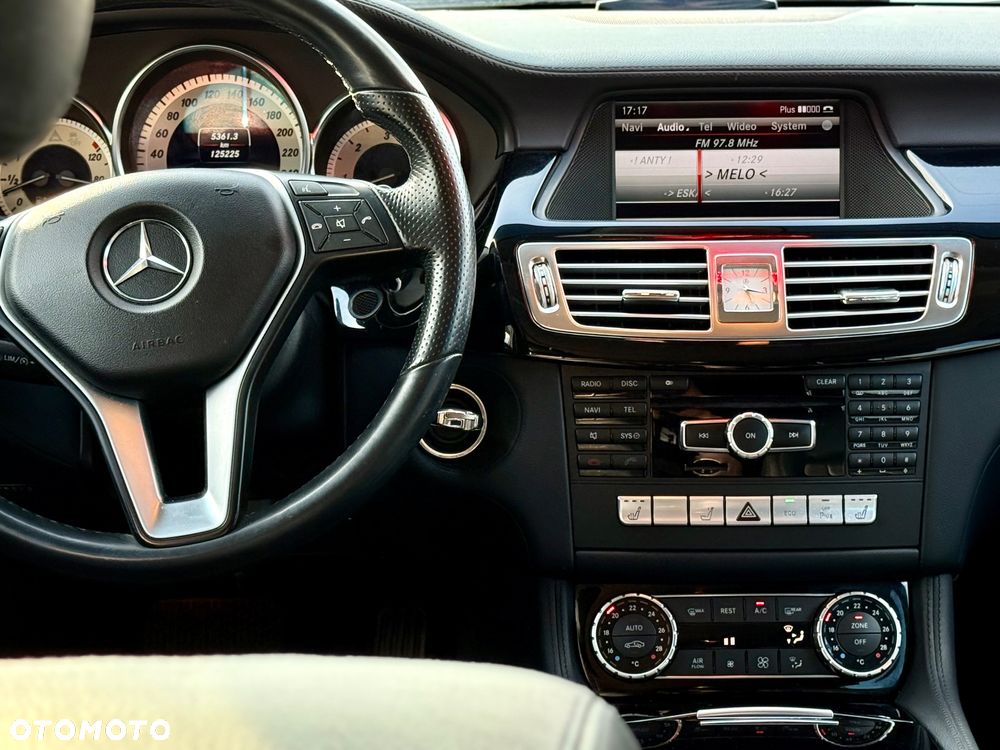 Mercedes-Benz CLS 350 d 4-Matic - 27
