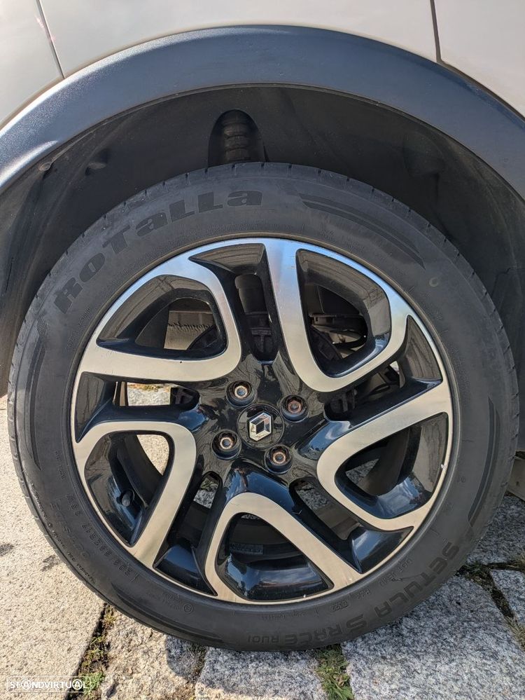 Renault Captur - 5