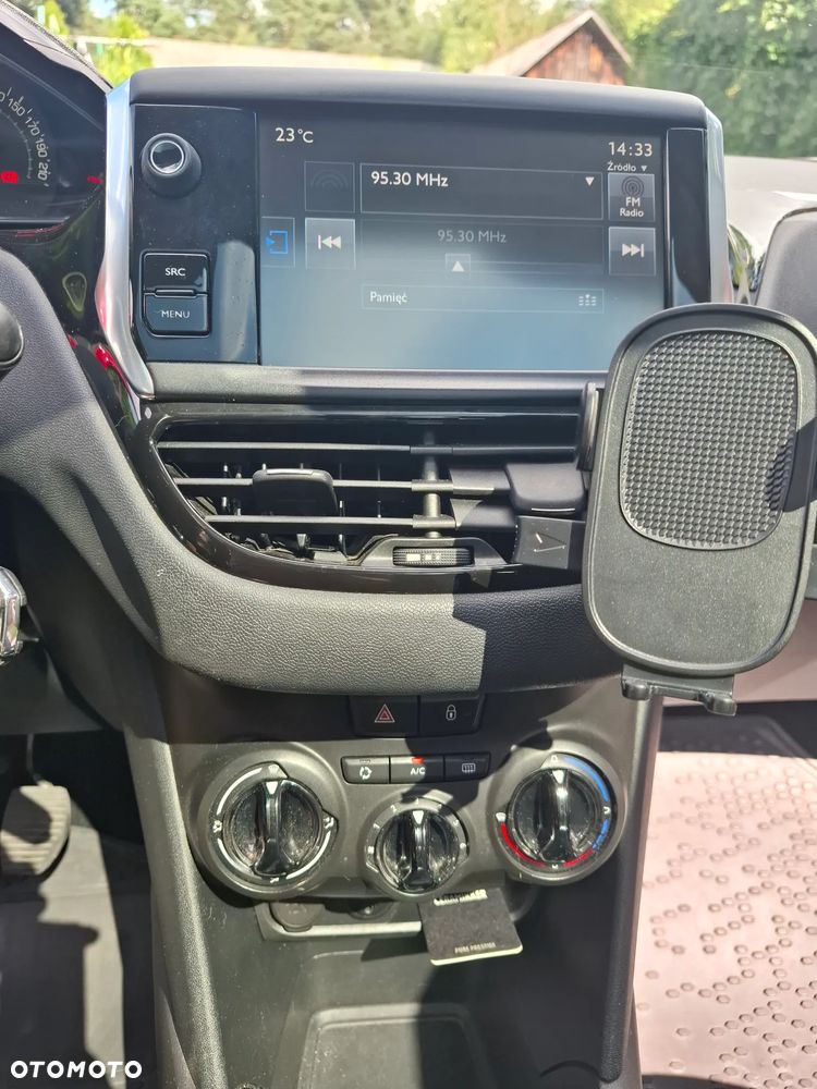 Peugeot 208 1.2 PureTech Style - 20