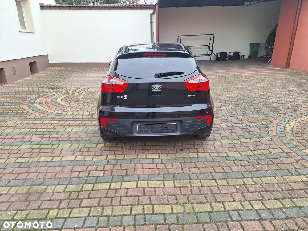 Kia Rio 1.4 Dream Team Edition - 14
