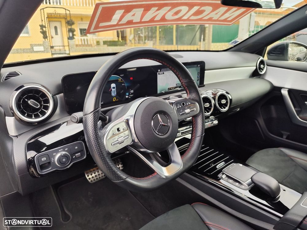 Mercedes-Benz A 250 e AMG Line - 3