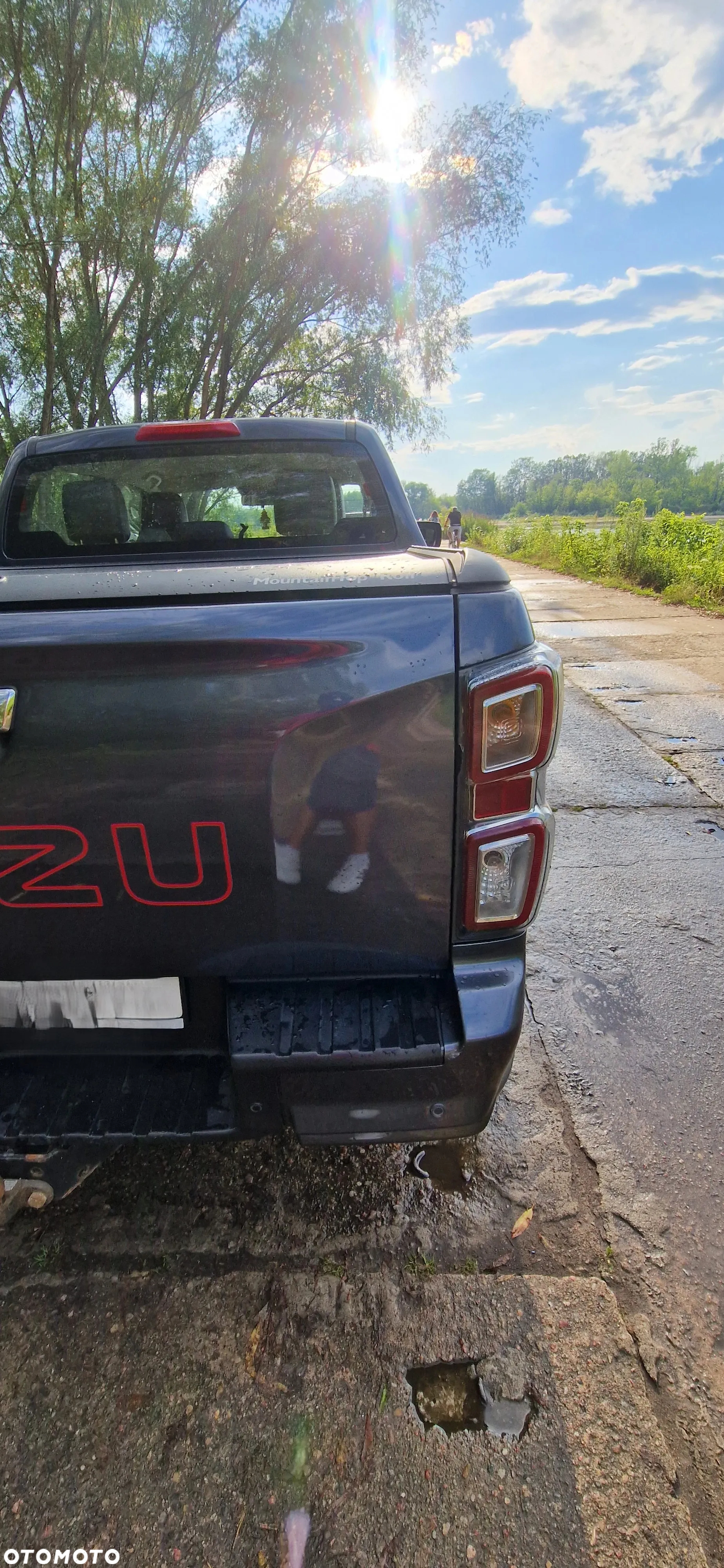Isuzu D-Max 1.9 DC LSX - 24