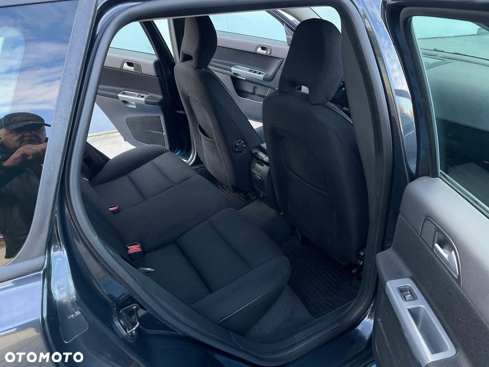 Volvo V50 - 8