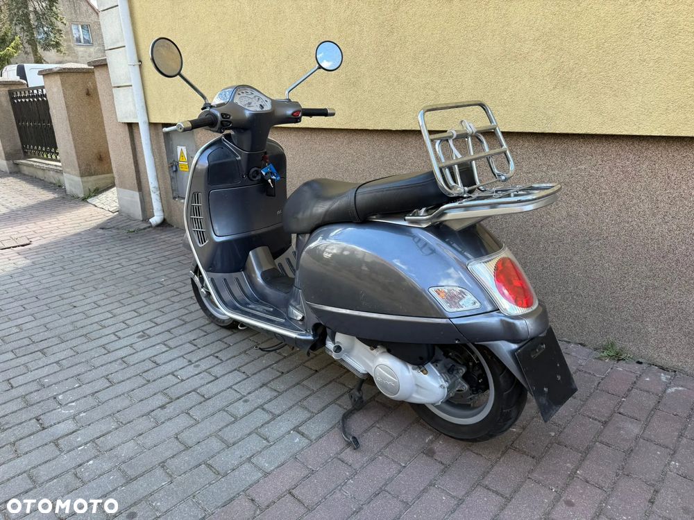 Vespa Grantourismo - 9