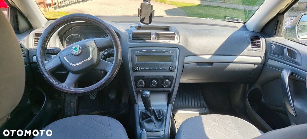Skoda Octavia 1.6 Mint - 8