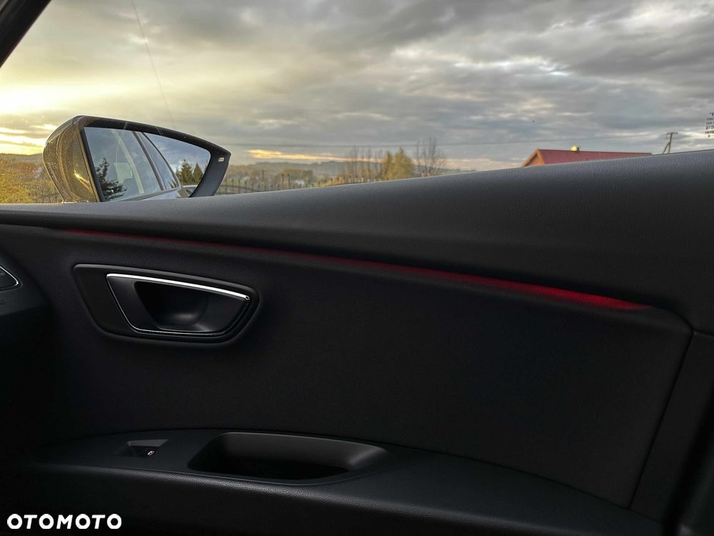 Seat Leon 2.0 TDI DPF Start&Stop DSG FR - 28