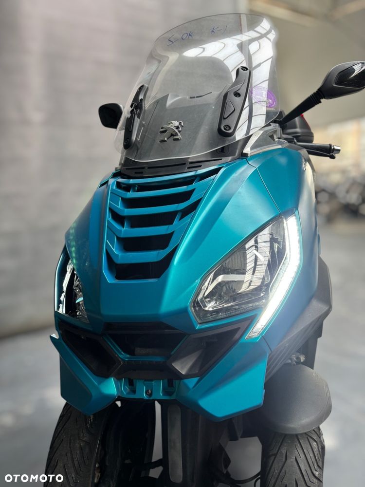 Peugeot Metropolis - 35