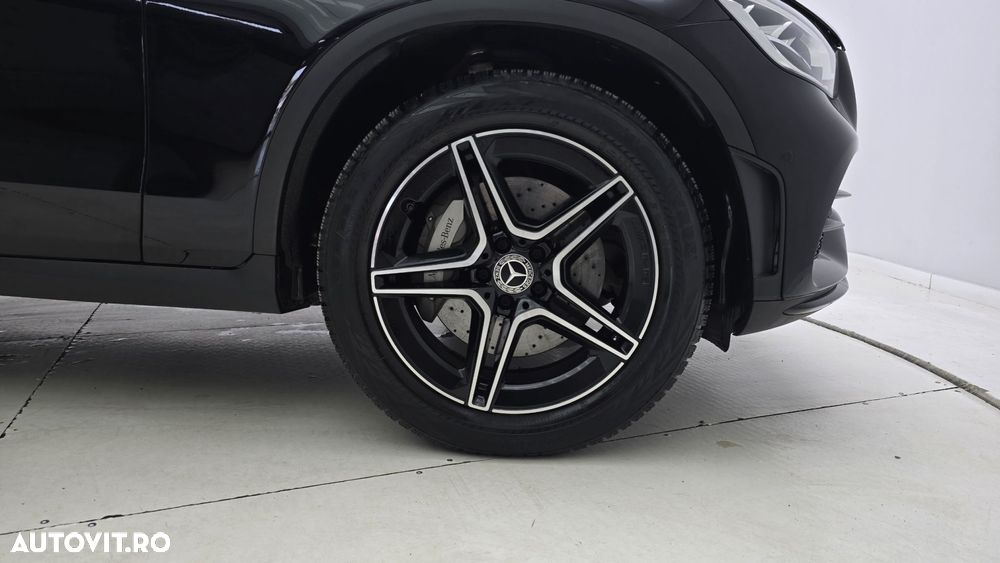 Mercedes-Benz GLC - 21