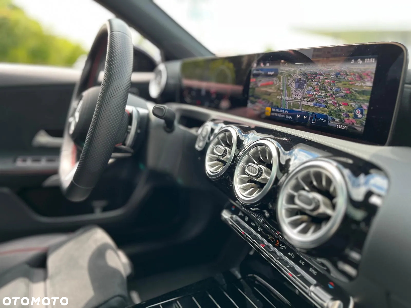 Mercedes-Benz Klasa A 220 4-Matic AMG Line 8G-DCT - 28