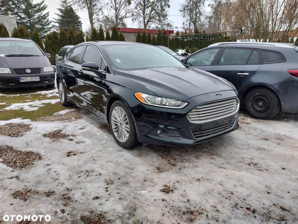 Ford Fusion - 4