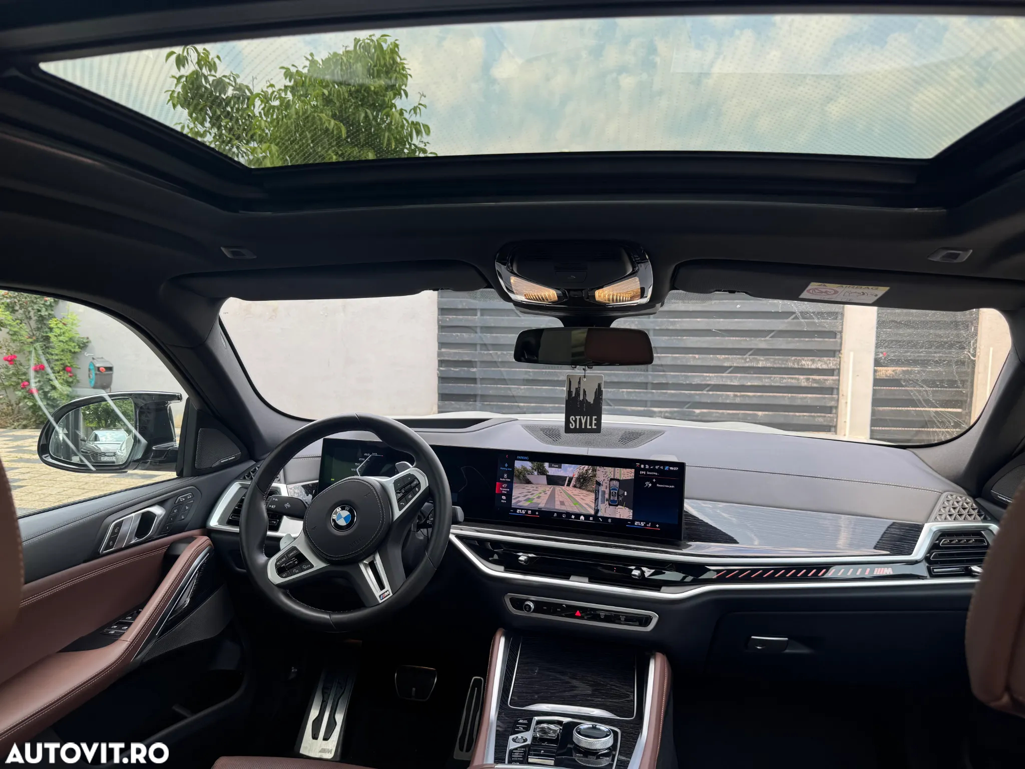 BMW X6 M M60i xDrive AT MHEV - 11