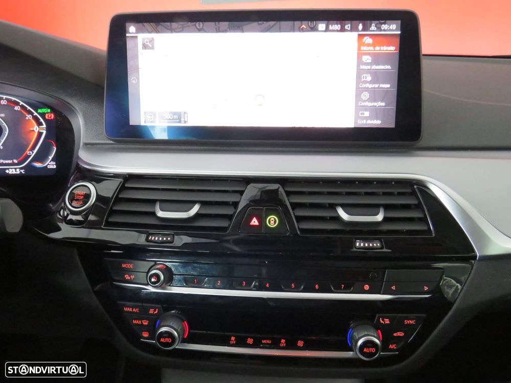 BMW 520 d Auto - 44