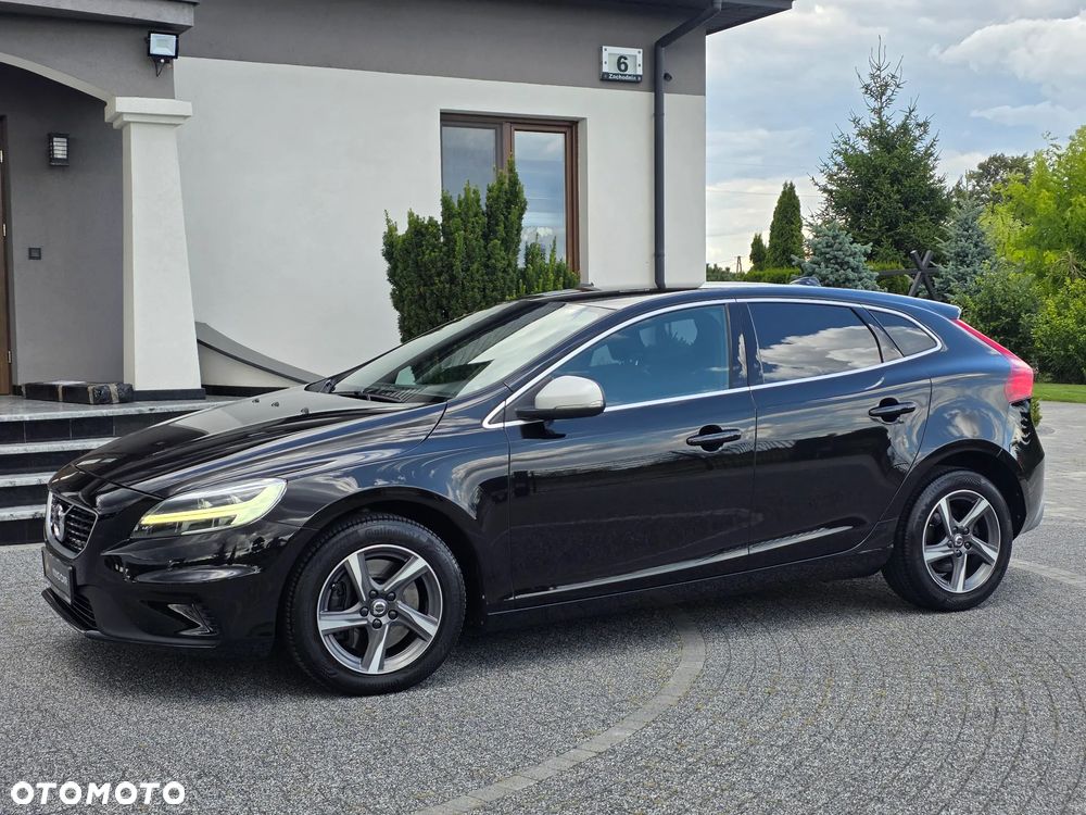 Volvo V40 2018 photo 2