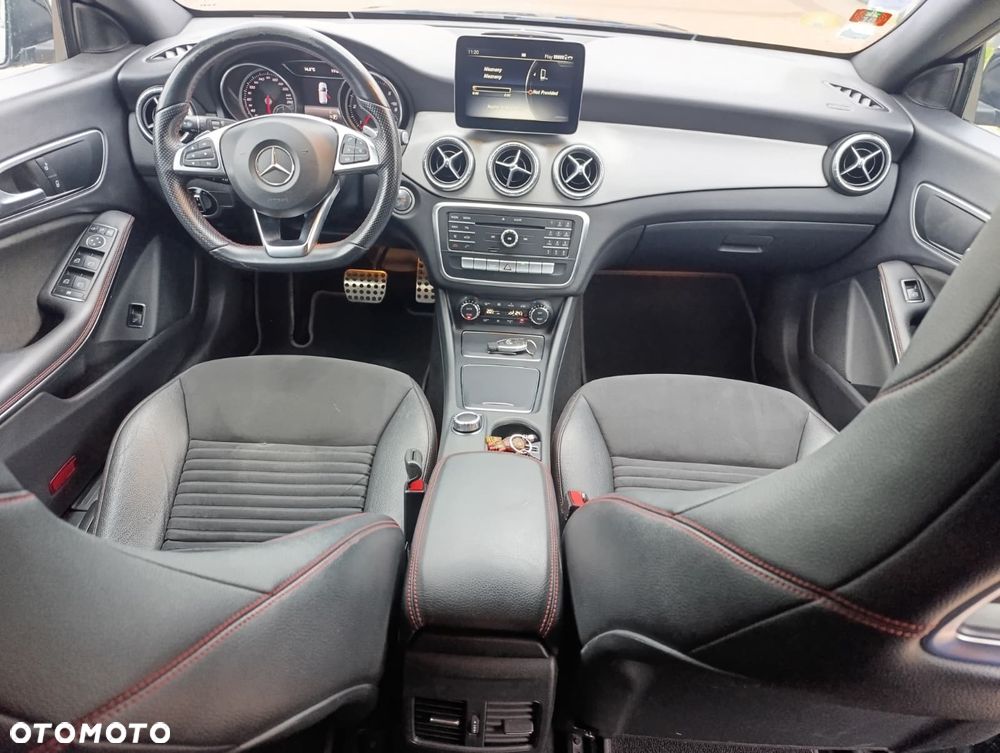 Mercedes-Benz CLA - 31