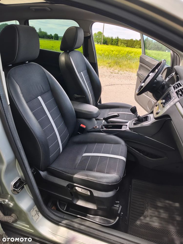 Ford Kuga 2.0 TDCi Titanium - 11