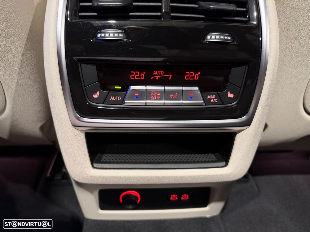 BMW X5 50 e xDrive Pack M Desportivo Pro - 48