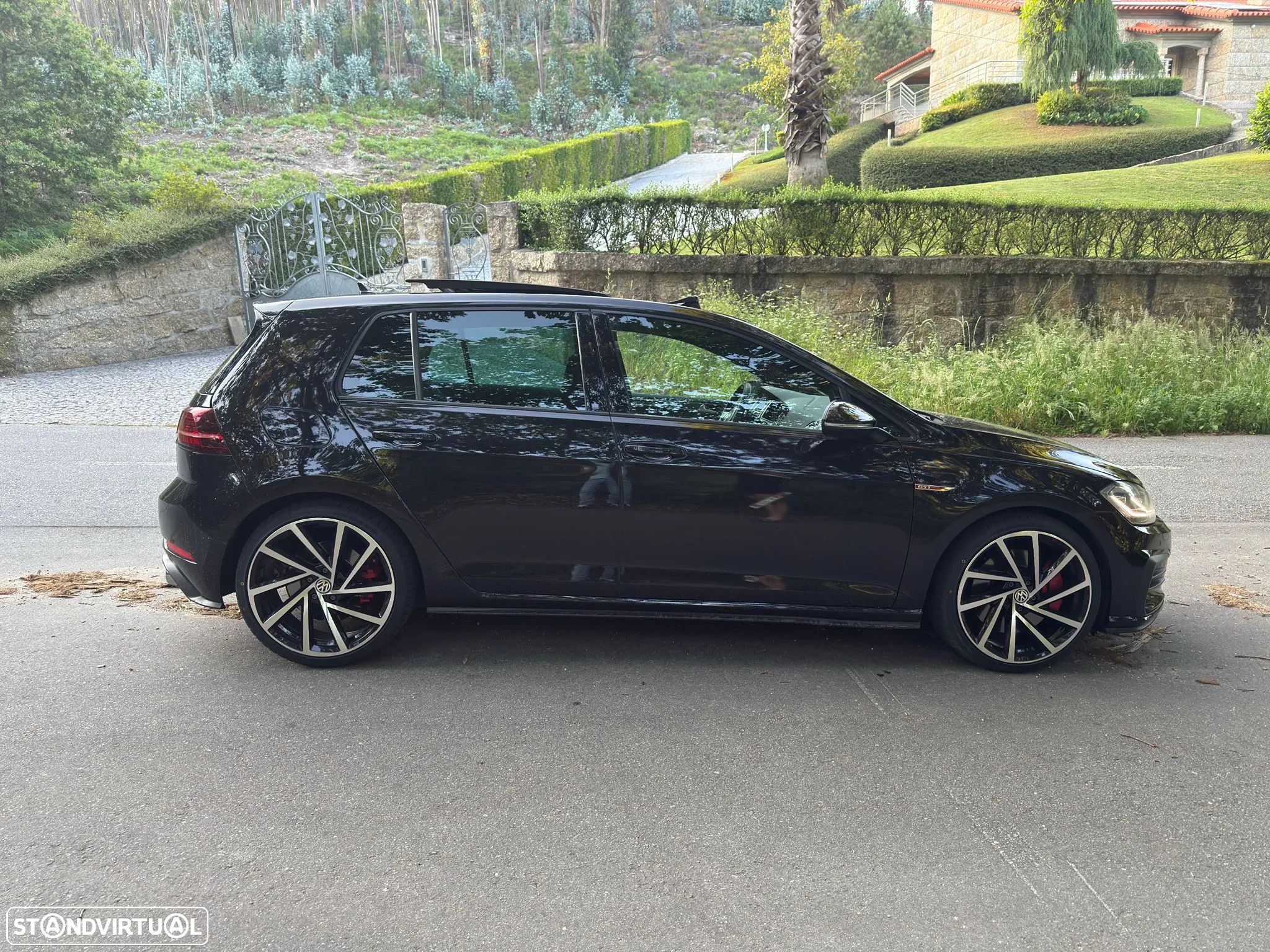 VW Golf 2.0 TSI GTI DSG - 1