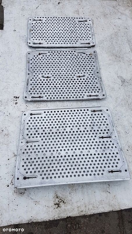 BLACHA NA RAME PODEST PODESTY KOMPLET DAF XF 105 - 2